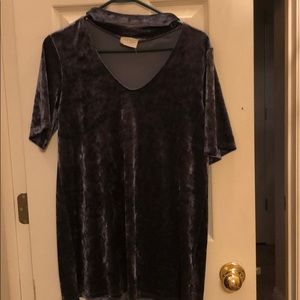 super cute cut-out grey velvet top!